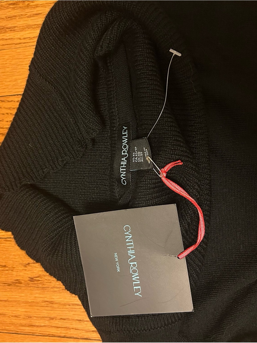 Cynthia Rowley Black Short-Sleeve Off-the-shoulder Top - Picture 3 of 4